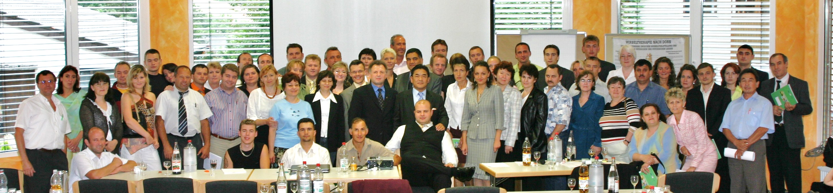 Eröffnung und Geschäftspartner